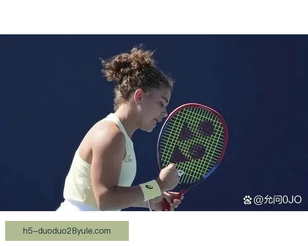 伊埃拉胜保利尼首进迪拜十六强