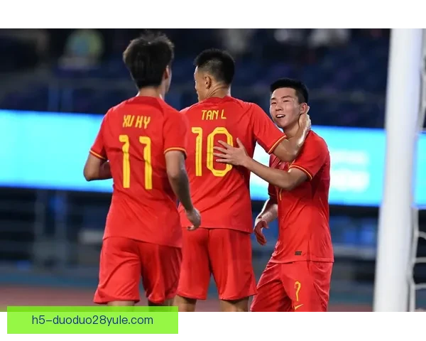 中国队2-2泰国 买买提江红牌争议真相