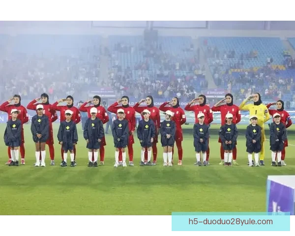 伊朗女足逃离内幕揭秘三官追捕 伊朗女足逃离内幕揭秘三官追捕